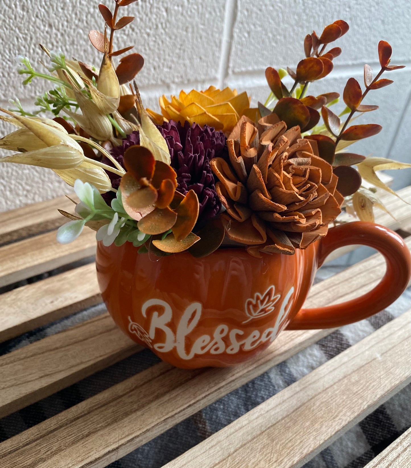 Coffee Mug Arrangement