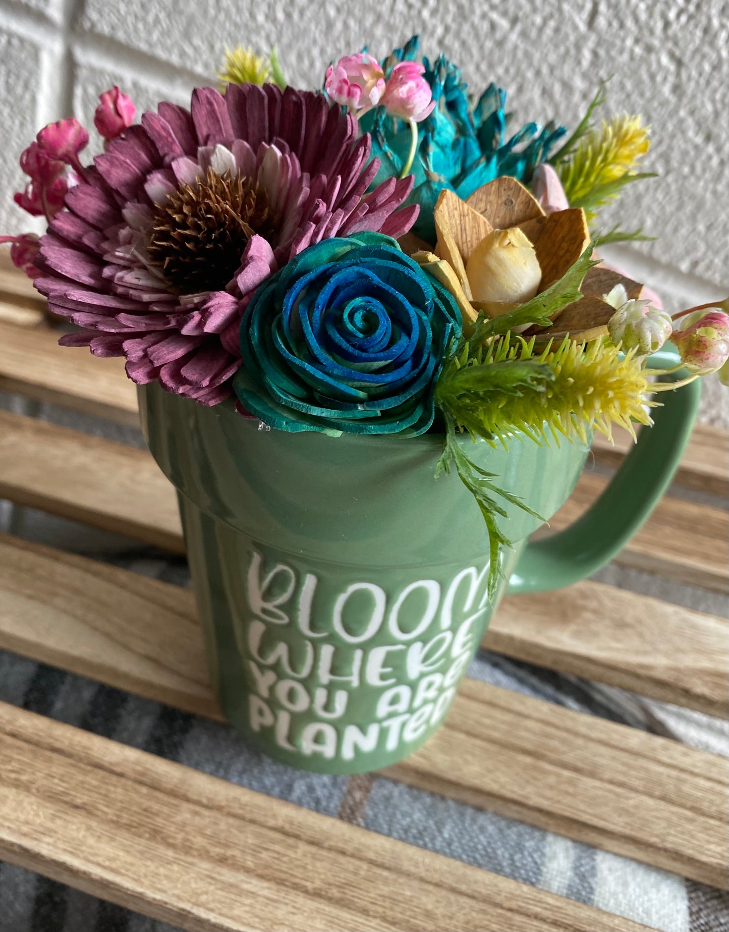 Coffee Mug Arrangement