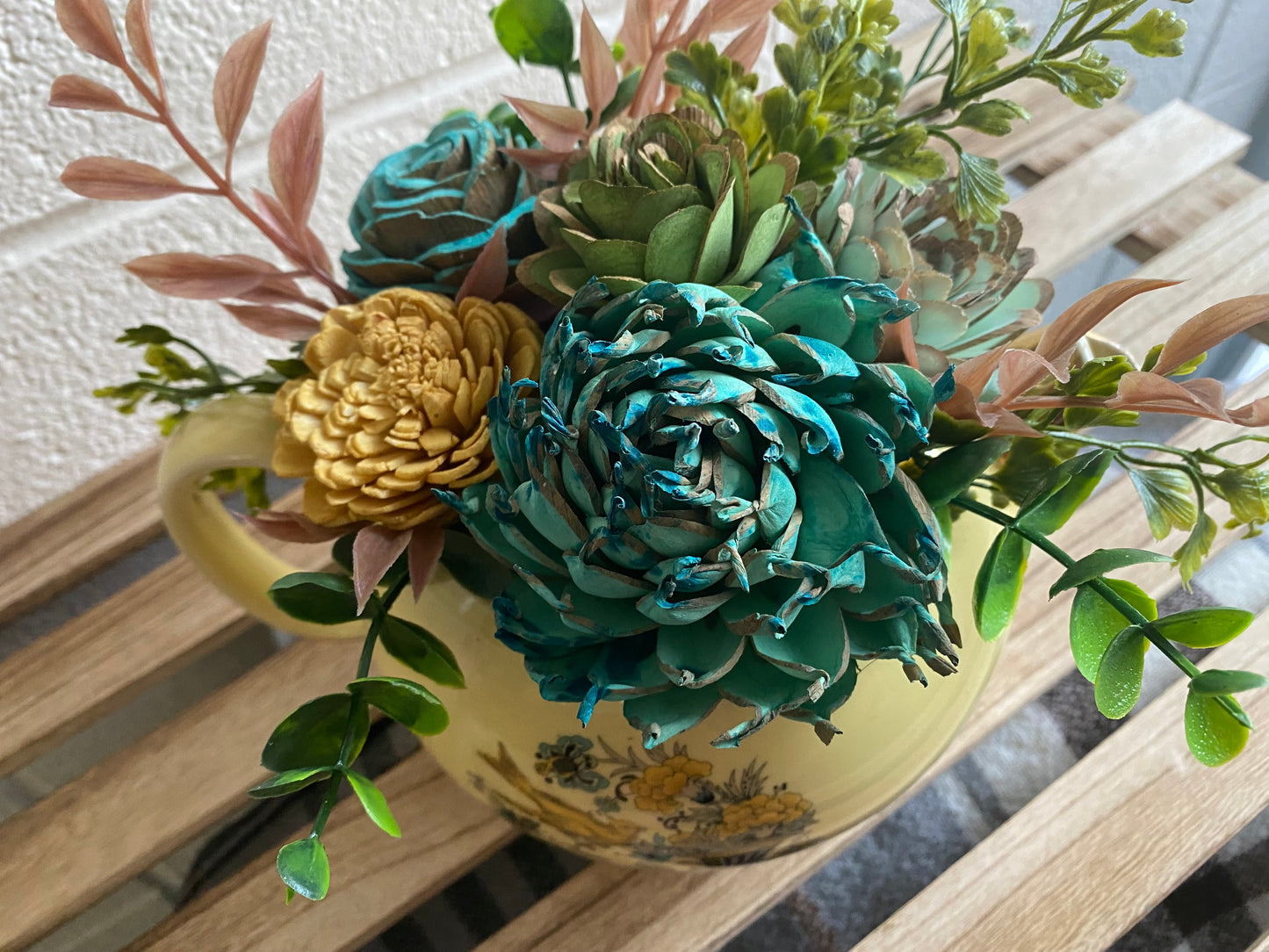 Medium Arrangement