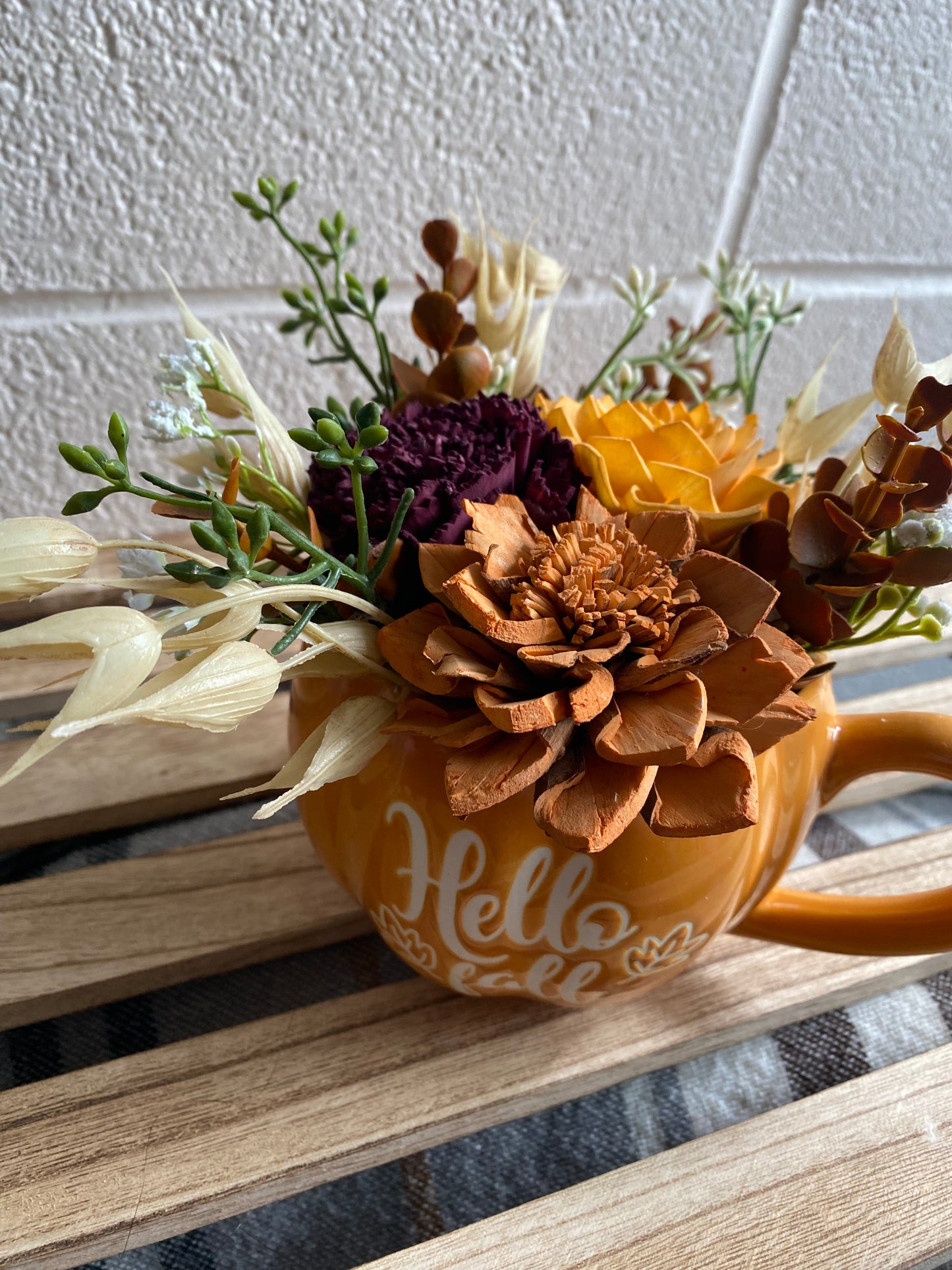 Coffee Mug Arrangement